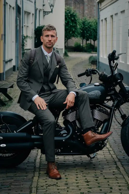 TAVERNY Salute - Jakkesæt Med Vest i Army Green